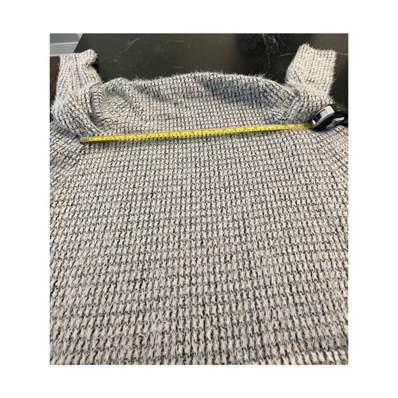 Vince Camuto black and white houndstooth eyelash cardigan Med. - Picture 8 of 8